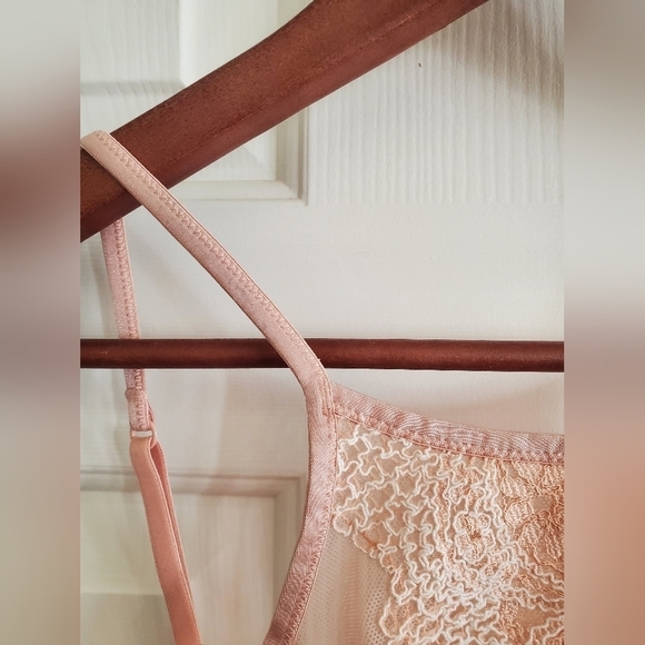 Victoria Secret Lace Halter Bralette in Pink size S - Picture 4 of 10